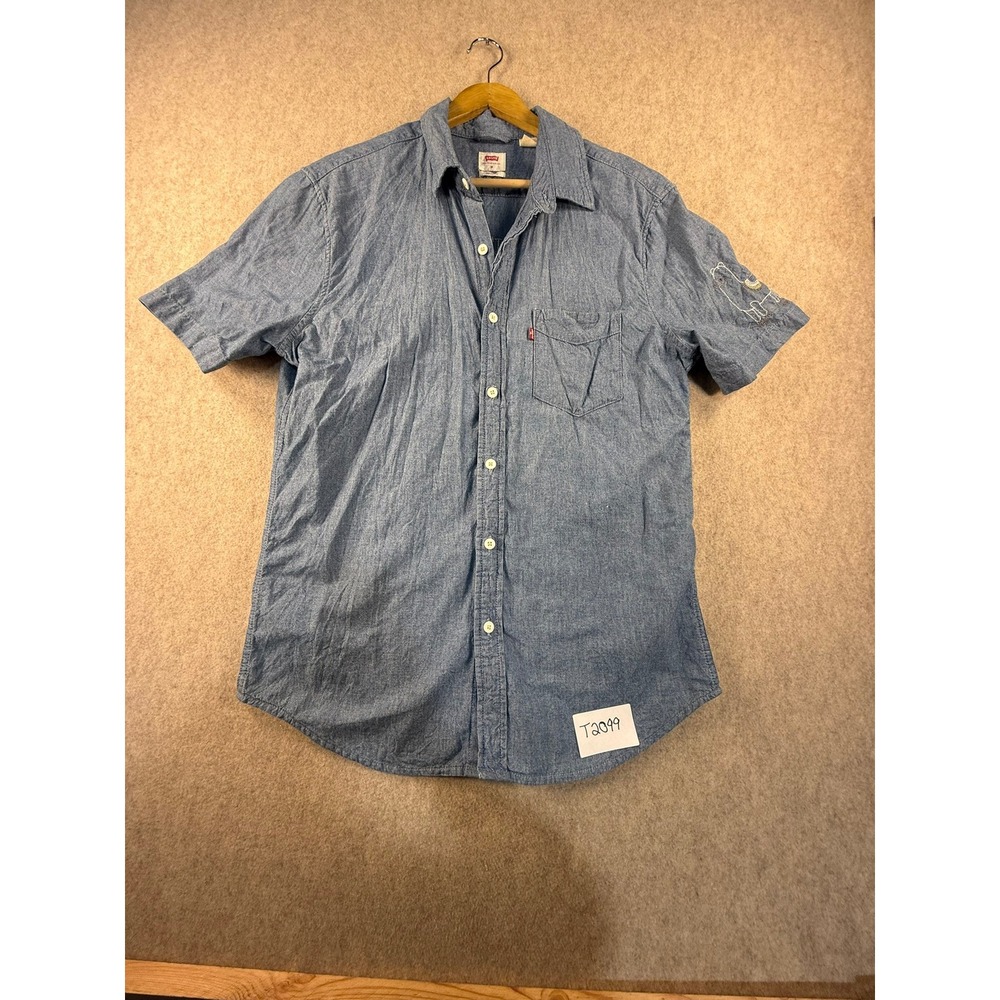 Levis Mens Standard Fit Blue Chambray Short Sleeve Button Down Shirt Bear Size M